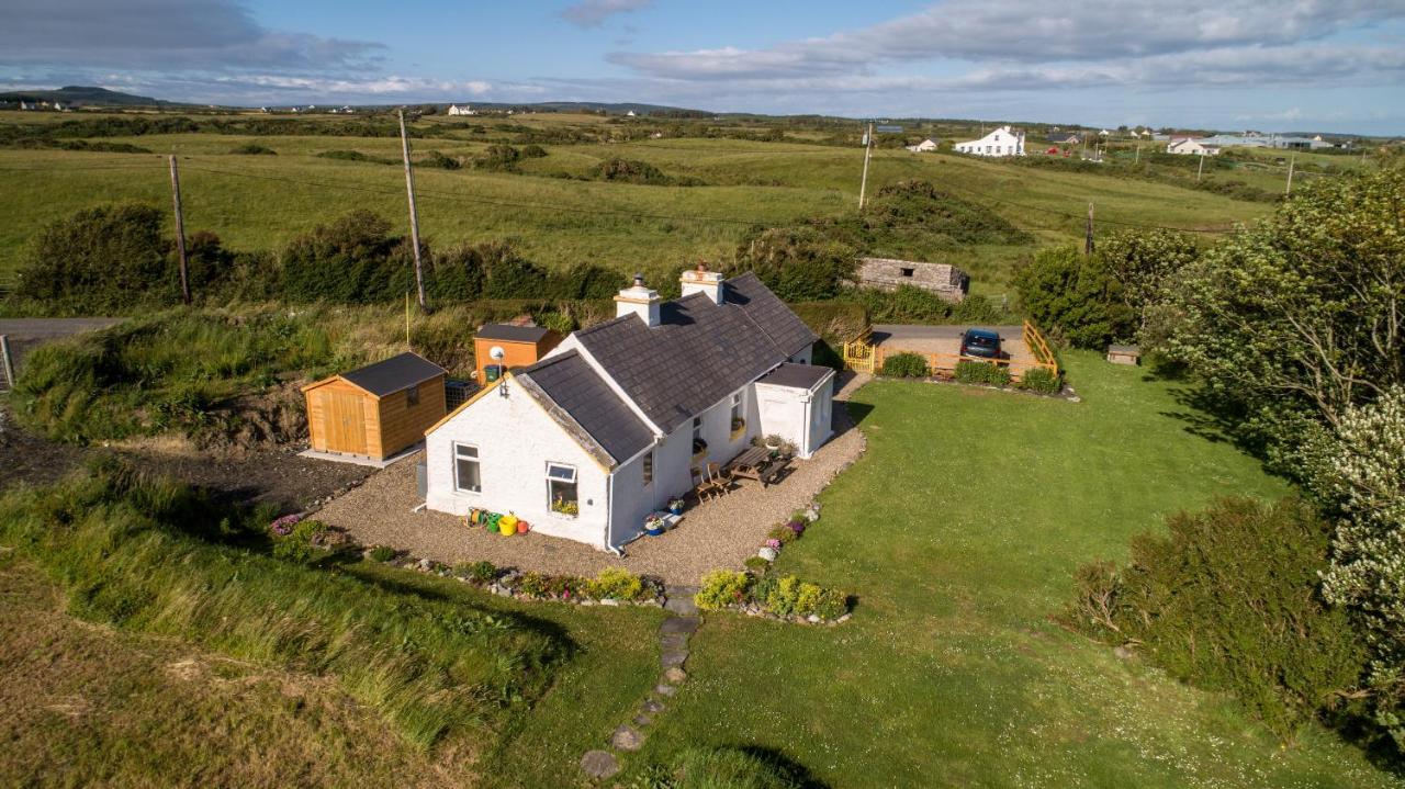 Yellow Cottage, Doolin Knockfin Cross Roads Ngoại thất bức ảnh