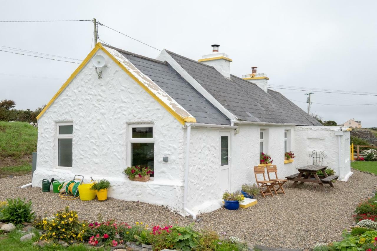 Yellow Cottage, Doolin Knockfin Cross Roads Ngoại thất bức ảnh
